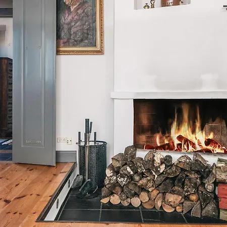펜션 With And Fireplace *