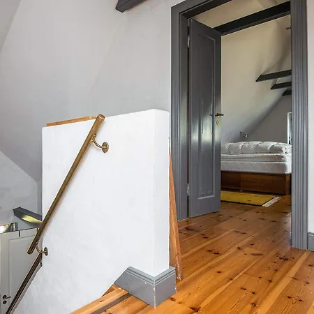 With And Fireplace Fano